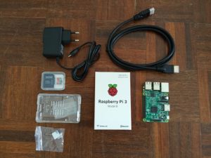 Photo du contenu du Raspberry Pi 3 Starter Kit